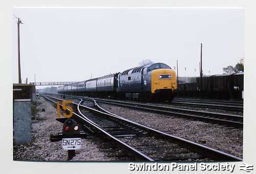 Approaching Swindon on the Down Main. SN275 in the foreground.