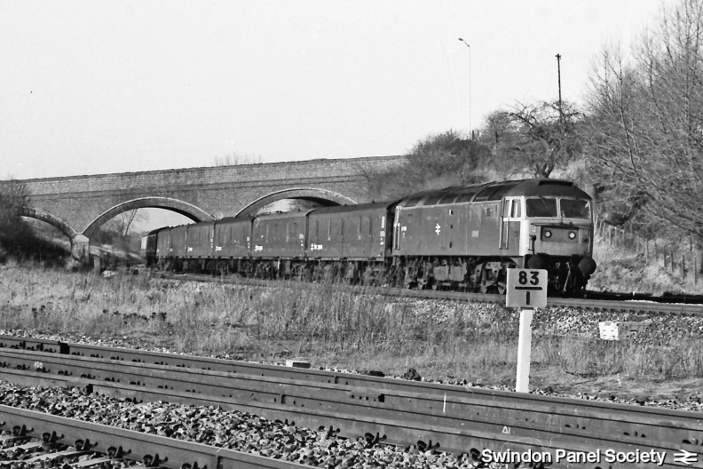 A 47 with a train of GUVs approaches Wootton Bassett_15023164709_o.jpg