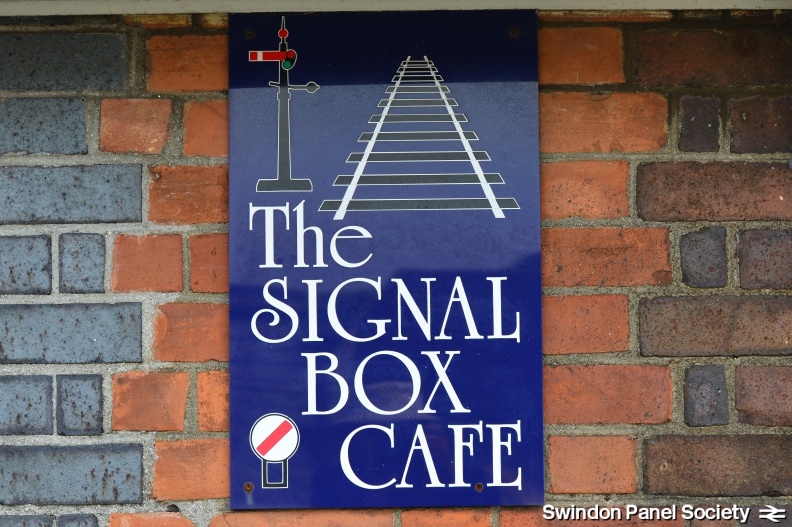 Signal Box Cafe at Totnes_15354088952_o.jpg