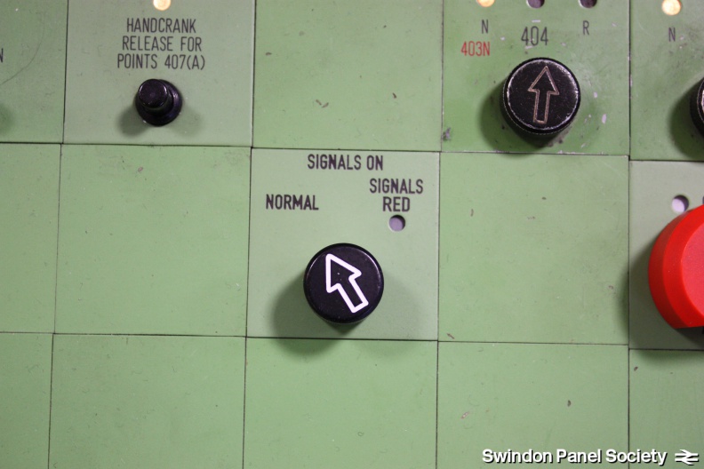 Signals On switch for Wootton Bassett Remote Control 14644575255 o